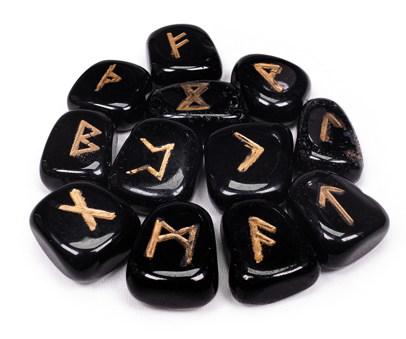Rune in Agata Nera